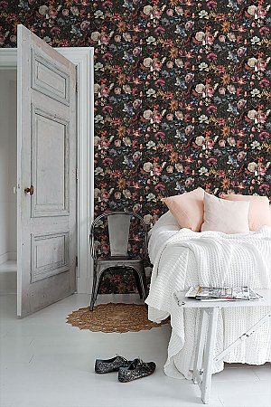 Zarinda Dark Grey Flowers Wallpaper
