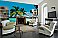 Yikiki Beach Hawaii DS8092 Roomsetting